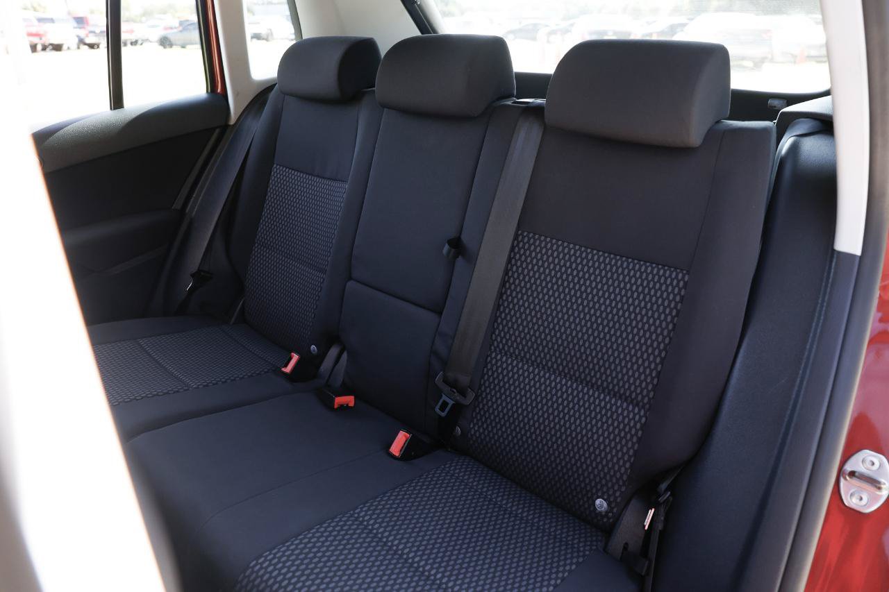 Used 2011 Volkswagen Tiguan S FWD image 8