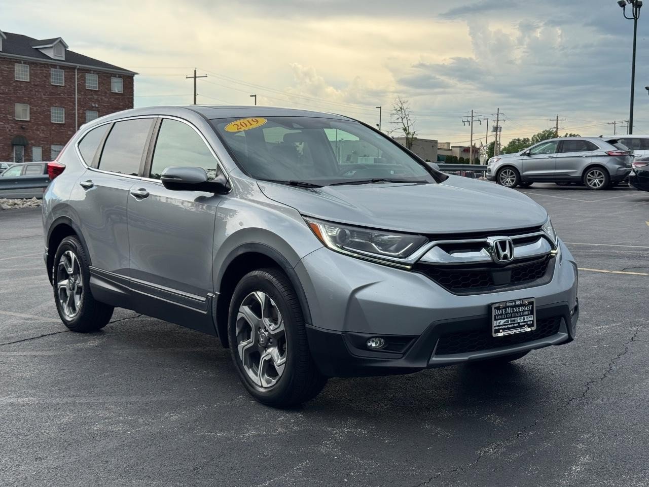 Used 2019 Honda CR-V EX image 2
