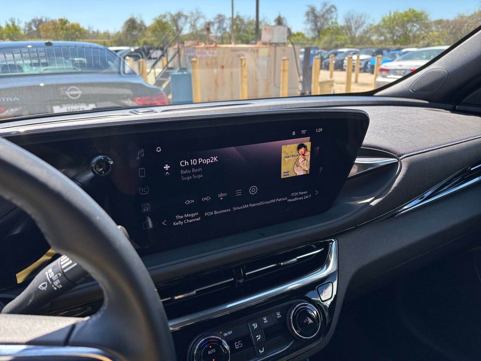 Used 2025 Buick Envista Sport Touring FWD image 20