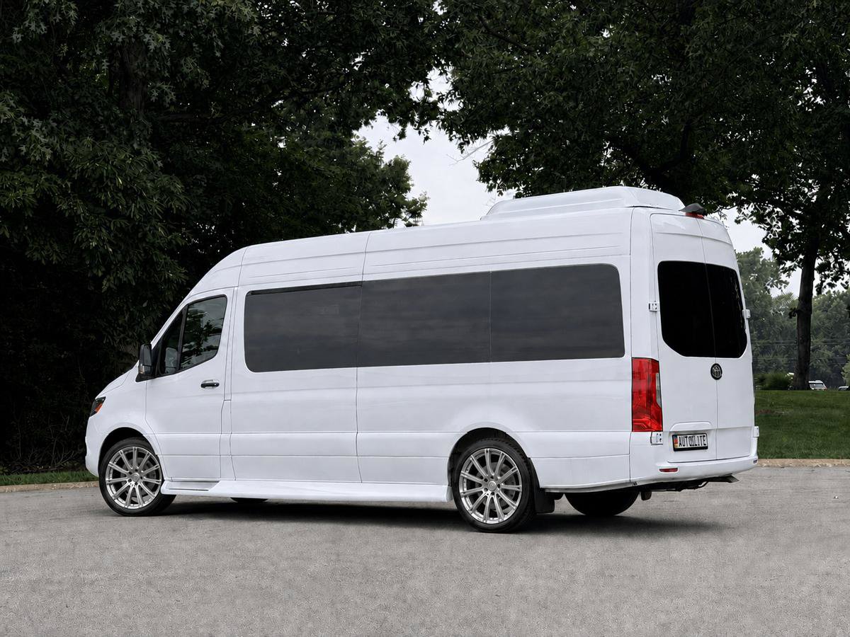Used 2026 Mercedes-Benz Sprinter 2500 image 3