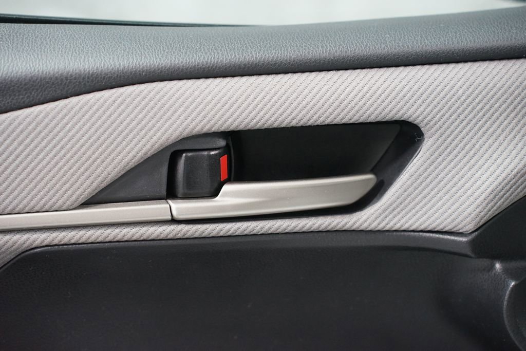 Certified 2025 Toyota Camry SE image 33