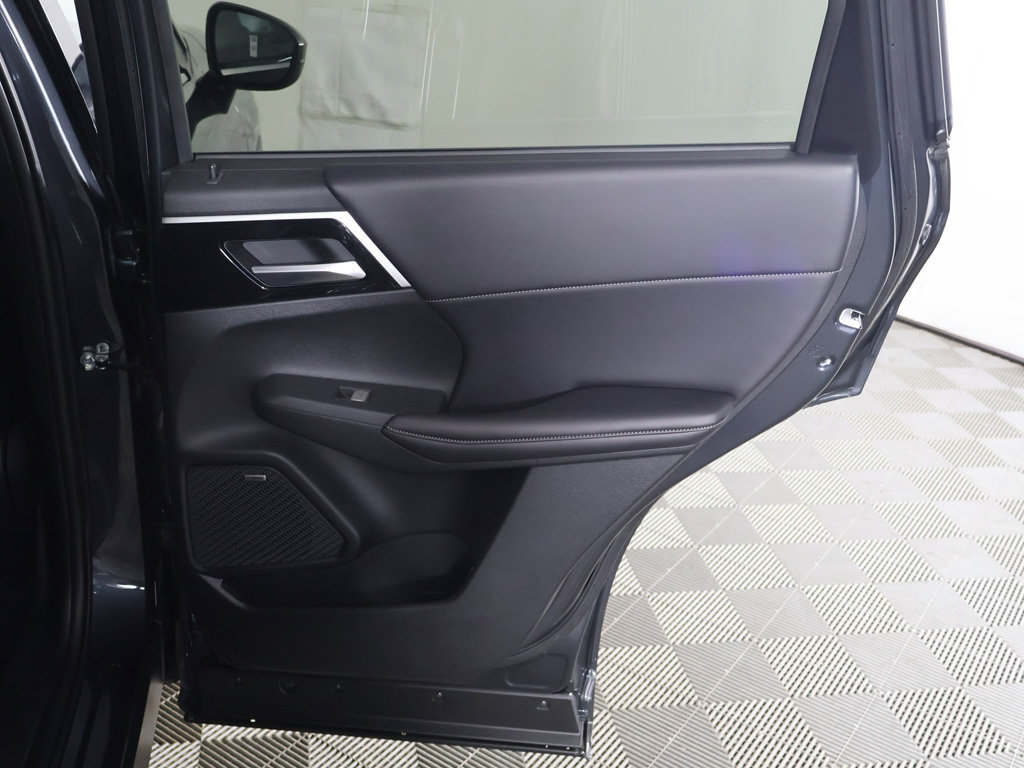 New 2026 Mitsubishi Outlander LE AWD/4WD image 22