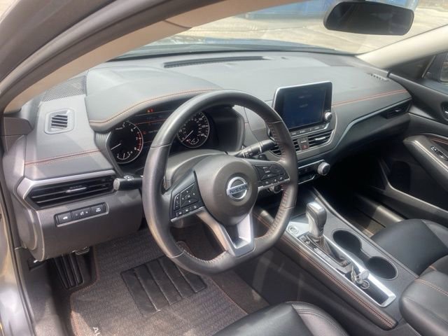 Used 2022 Nissan Altima 2.5 SR FWD image 7