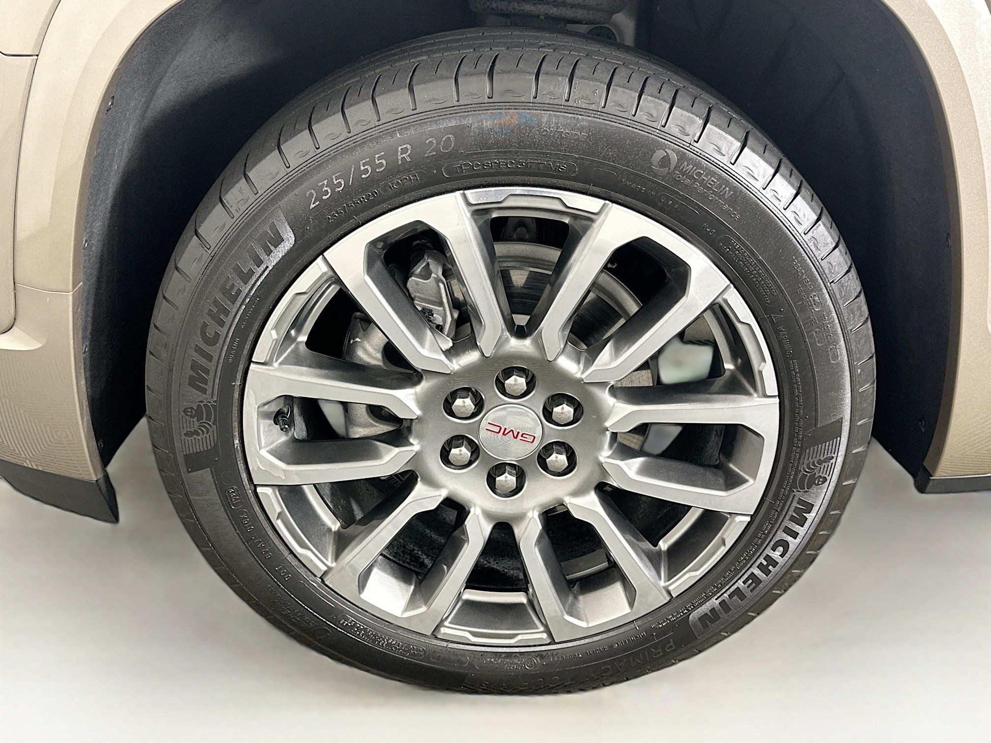 Used 2023 GMC Acadia Denali w/ Denali Ultimate Package FWD image 11