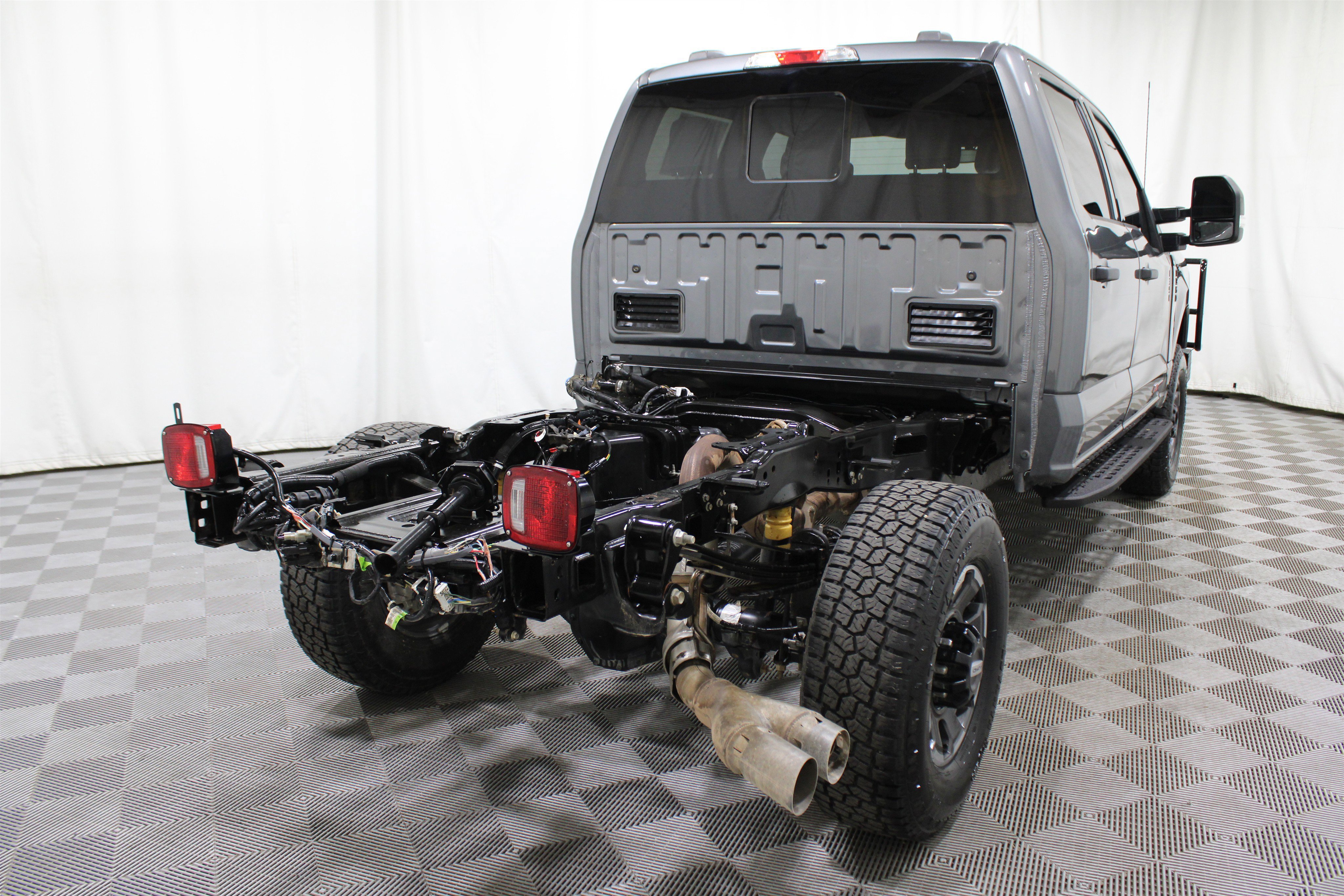 Used 2023 Ford F350 XLT w/ Tremor Off-Road Package image 30