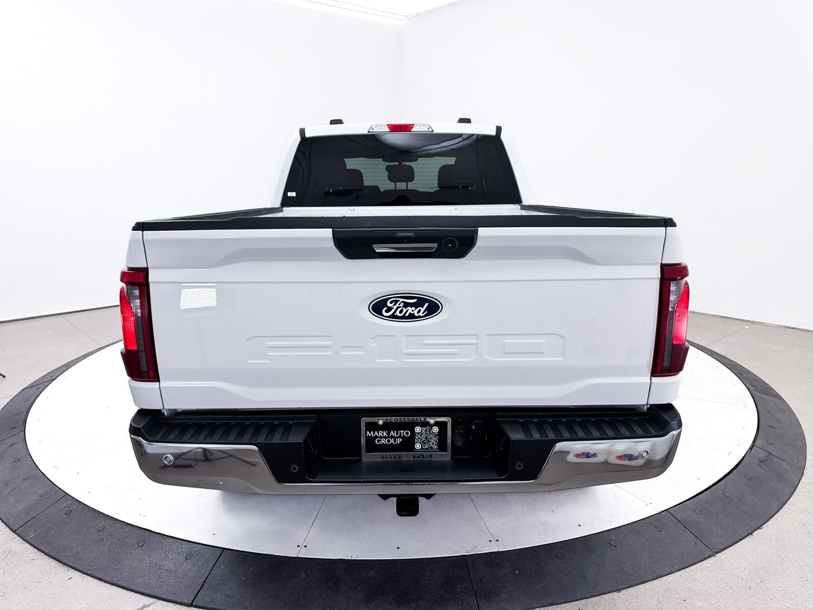 Used 2024 Ford F150 XLT w/ FX4 Off-Road Package AWD/4WD image 17