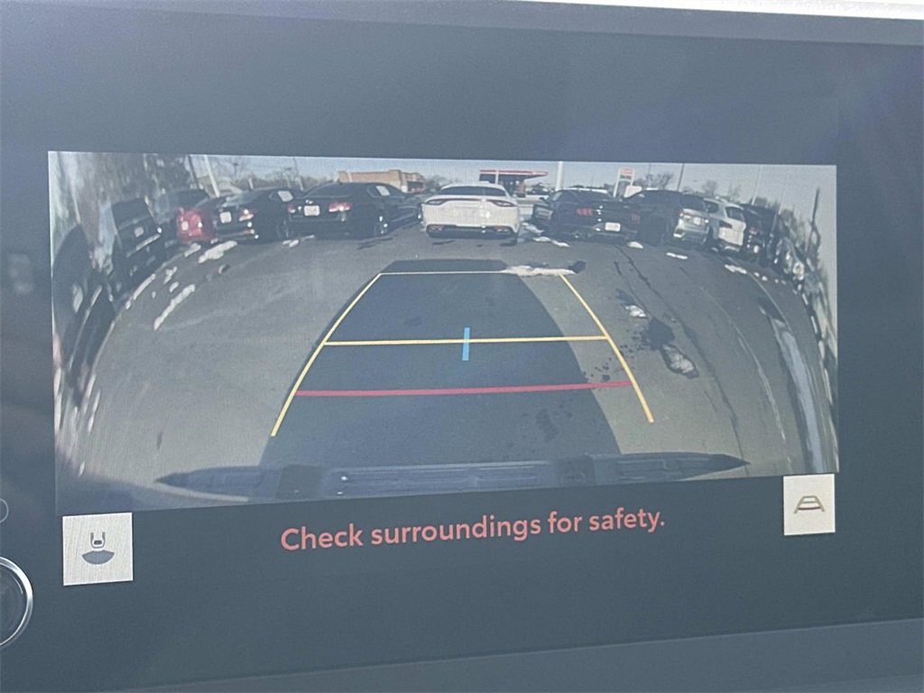 Used 2024 Toyota Tacoma SR image 28