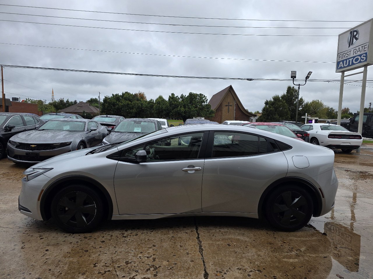 Used 2024 Toyota Prius Limited image 4