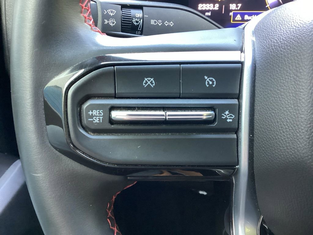 Used 2025 Chevrolet Colorado W/T w/ Advanced Trailering Package image 42