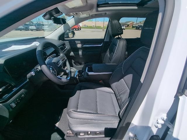 Used 2026 GMC Terrain Denali AWD/4WD image 15
