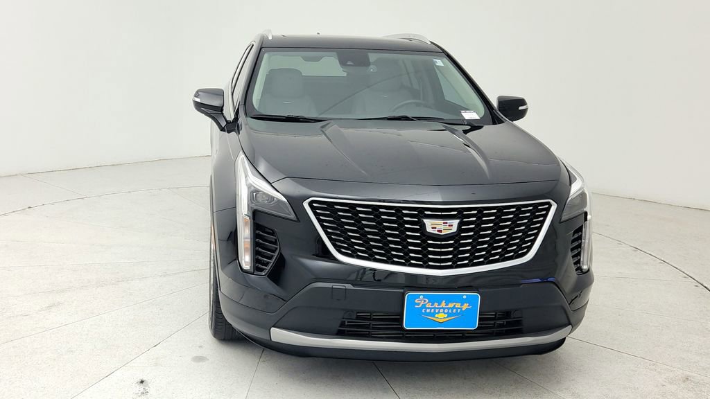 Certified 2023 Cadillac XT4 Premium Luxury w/ Cold Weather Package image 2