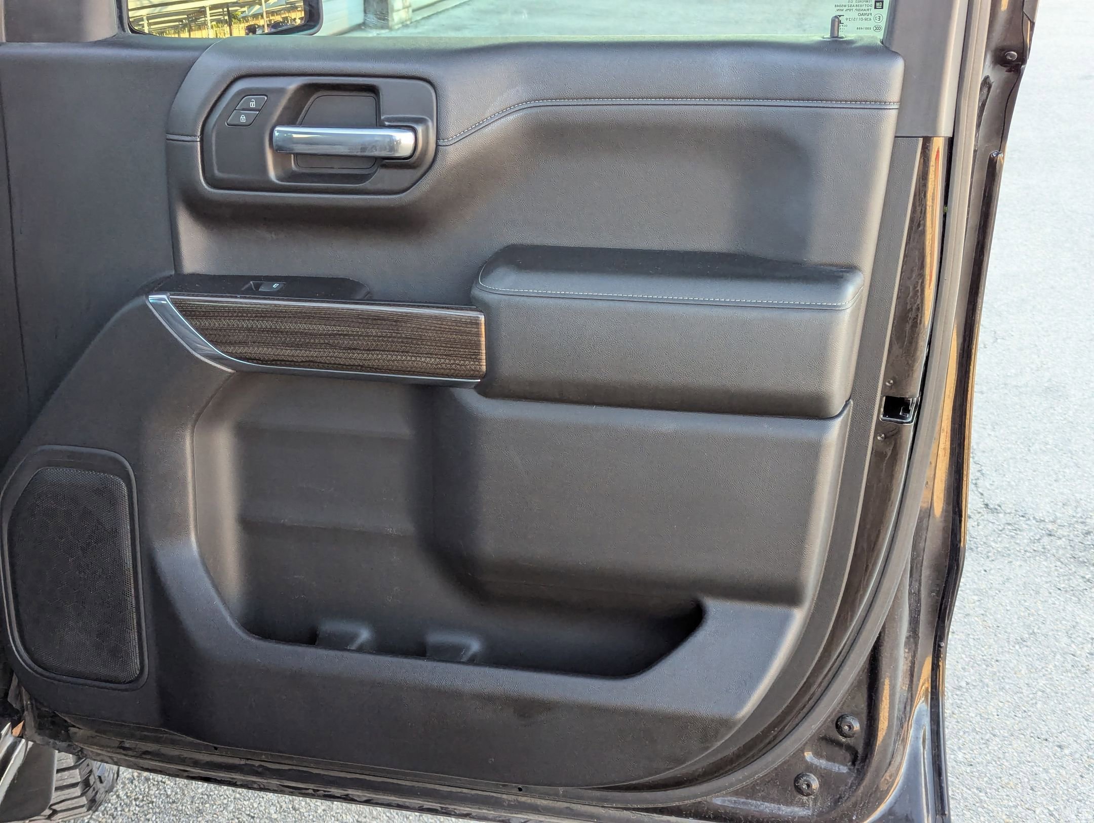 Used 2019 Chevrolet Silverado 1500 LT w/ Texas Edition image 27