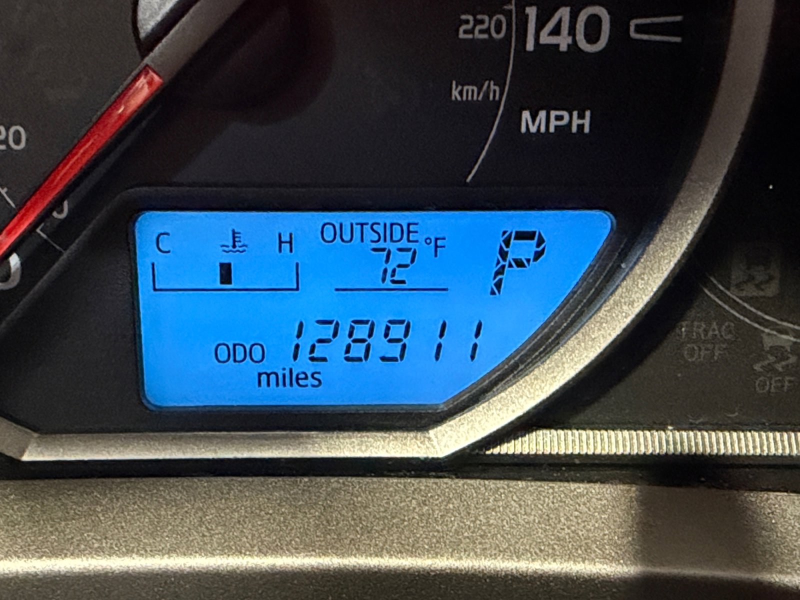 Used 2013 Toyota RAV4 XLE image 11