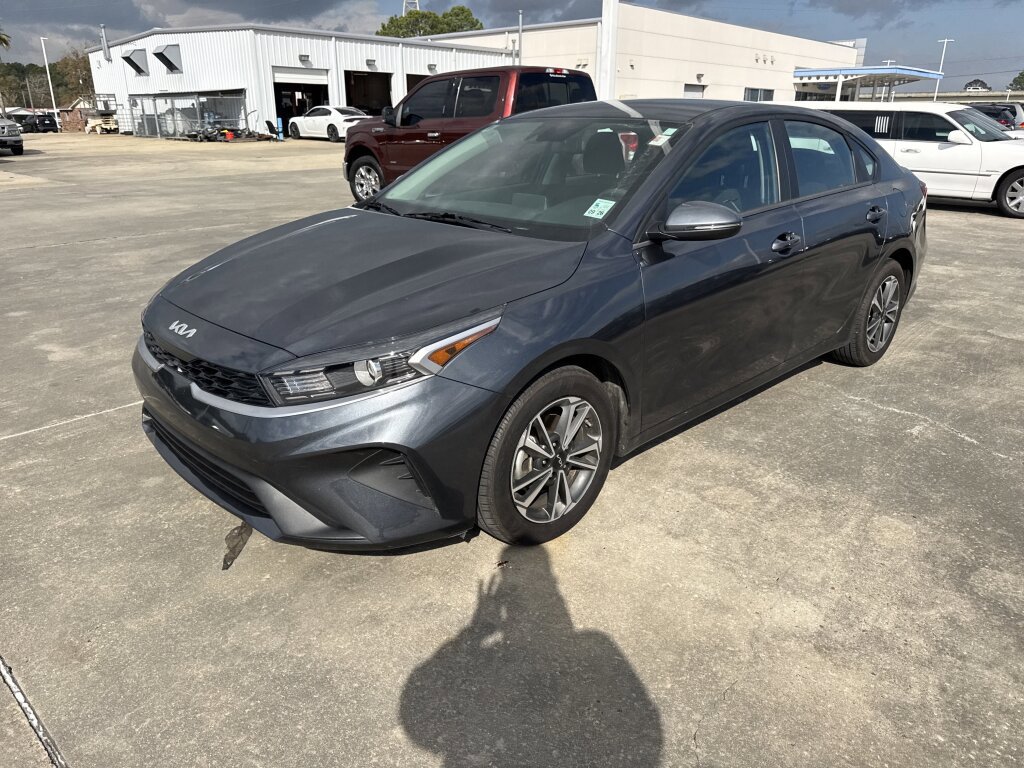 Certified 2024 Kia Forte LXS w/ LXS Technology Package image 2