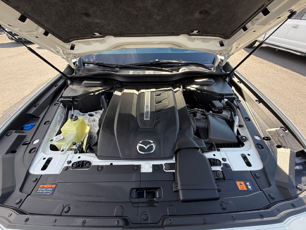 Used 2024 MAZDA CX-90 Plug-In Hybrid w/ Premium Pkg AWD/4WD image 29