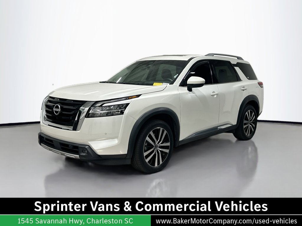 Used 2023 Nissan Pathfinder Platinum AWD/4WD image 1