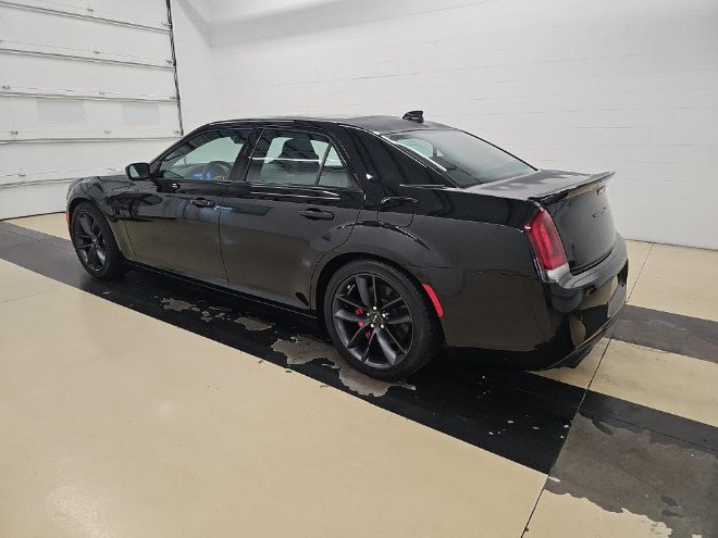 Used 2023 Chrysler 300 C RWD image 6
