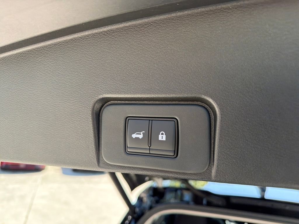 New 2026 Nissan Rogue SV w/ Cold Weather Package image 31
