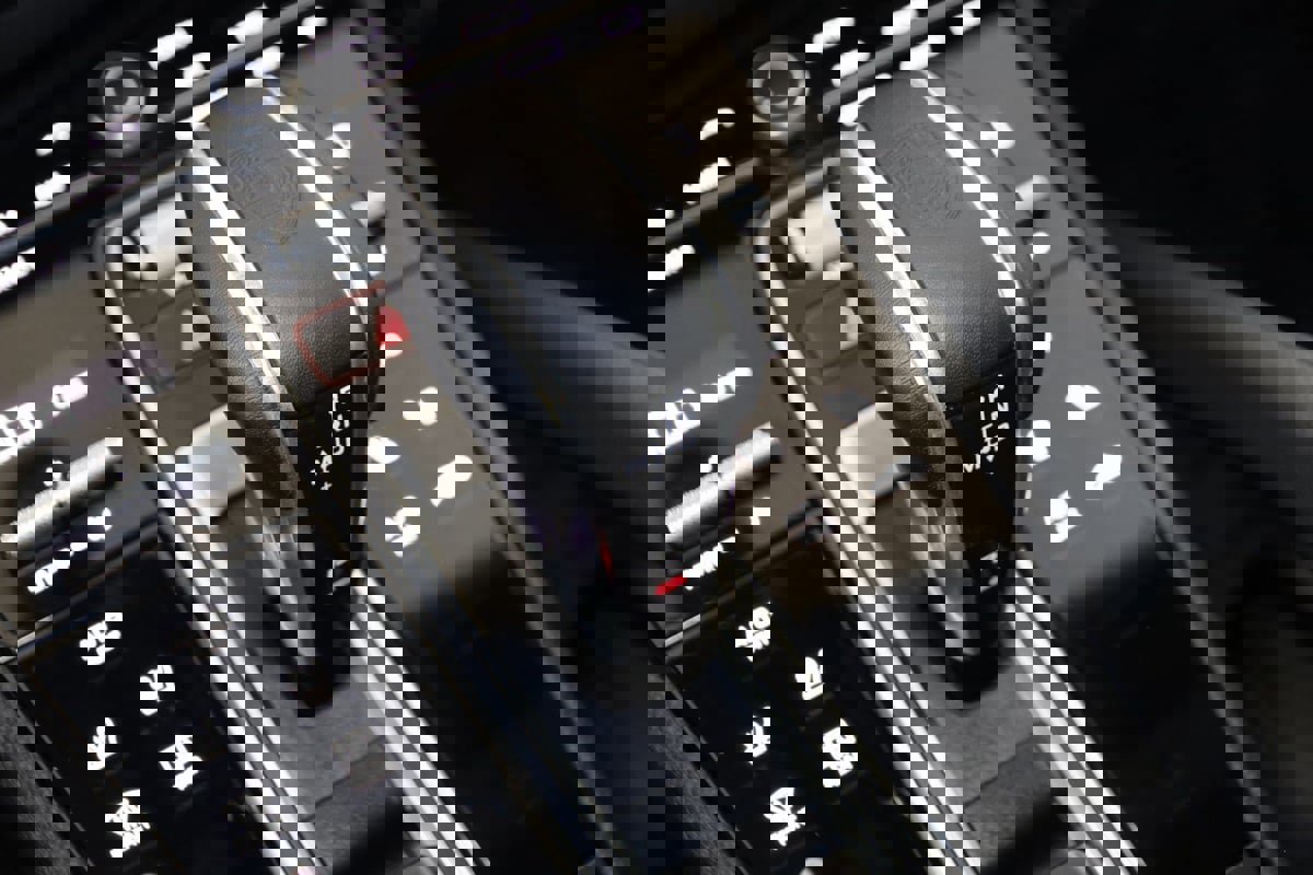 Used 2023 Porsche Cayenne Coupe image 7