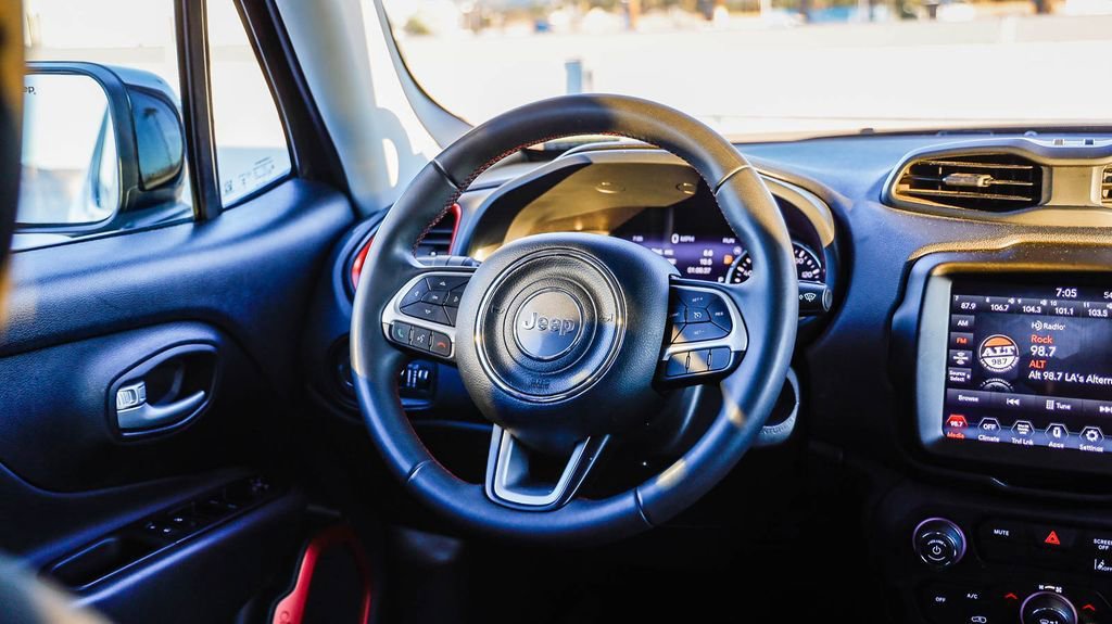 Certified 2023 Jeep Renegade Trailhawk image 16