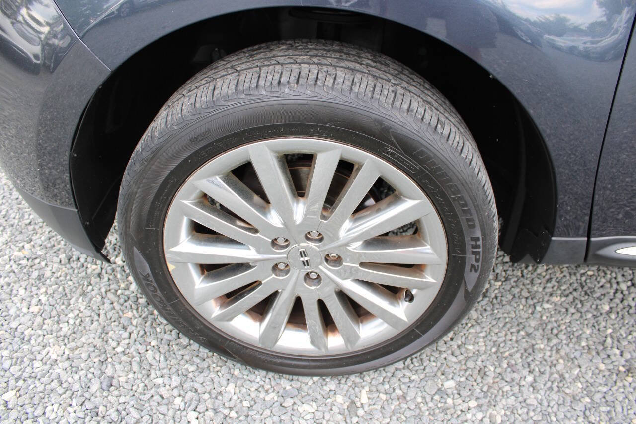 Used 2013 Lincoln MKX AWD image 24