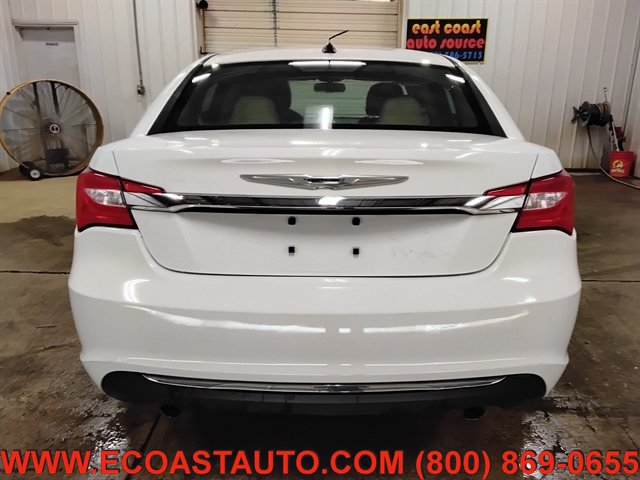 Used 2014 Chrysler 200 Limited w/ Sun/Sound Group FWD image 8