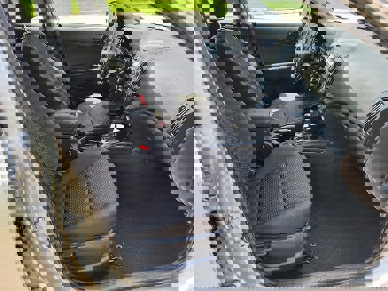 Used 2011 Hyundai Elantra GLS image 13