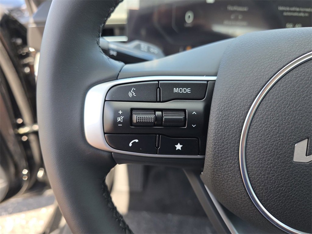 New 2026 Kia K5 EX image 30