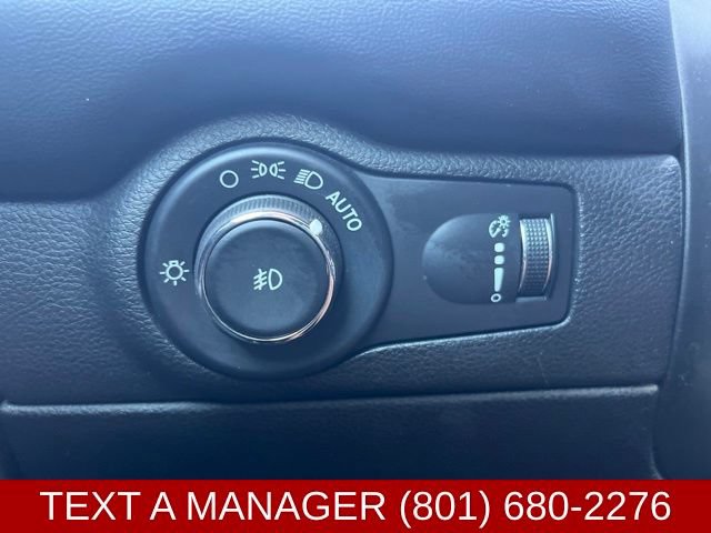 Used 2021 Dodge Durango SXT AWD/4WD image 25