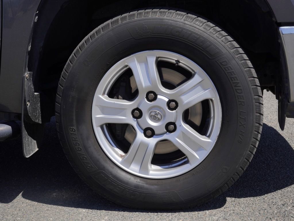 Used 2015 Toyota Tundra SR5 image 10