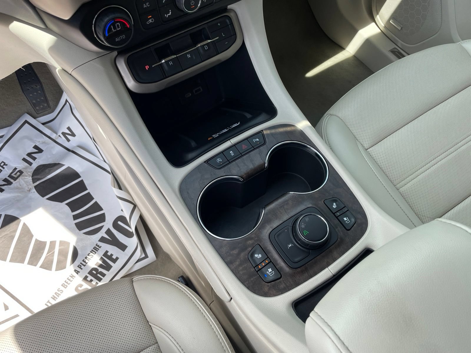 Used 2023 GMC Acadia Denali FWD image 23