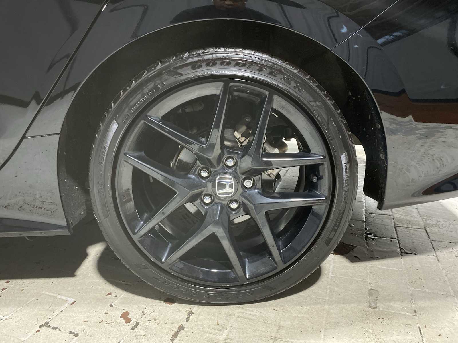 Used 2023 Honda Civic Sport image 8