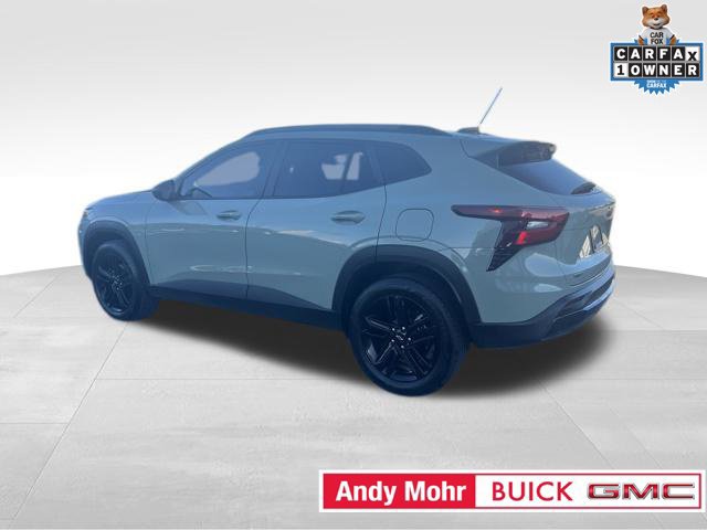 Used 2025 Chevrolet Trax ACTIV w/ Sunroof Package FWD image 8