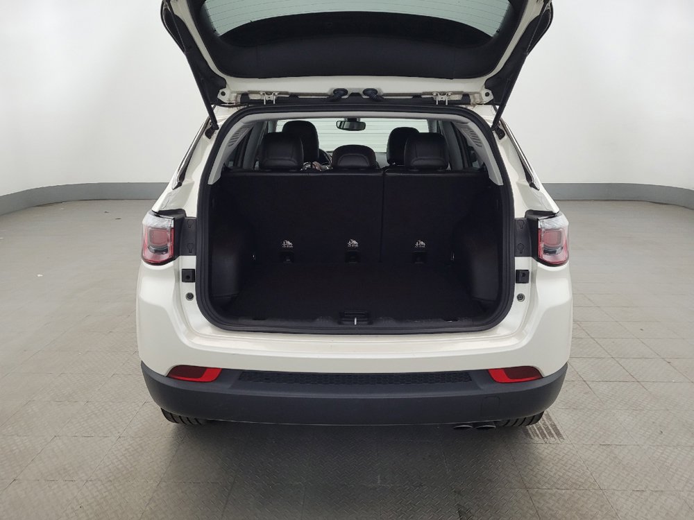 Used 2018 Jeep Compass Limited AWD/4WD image 29