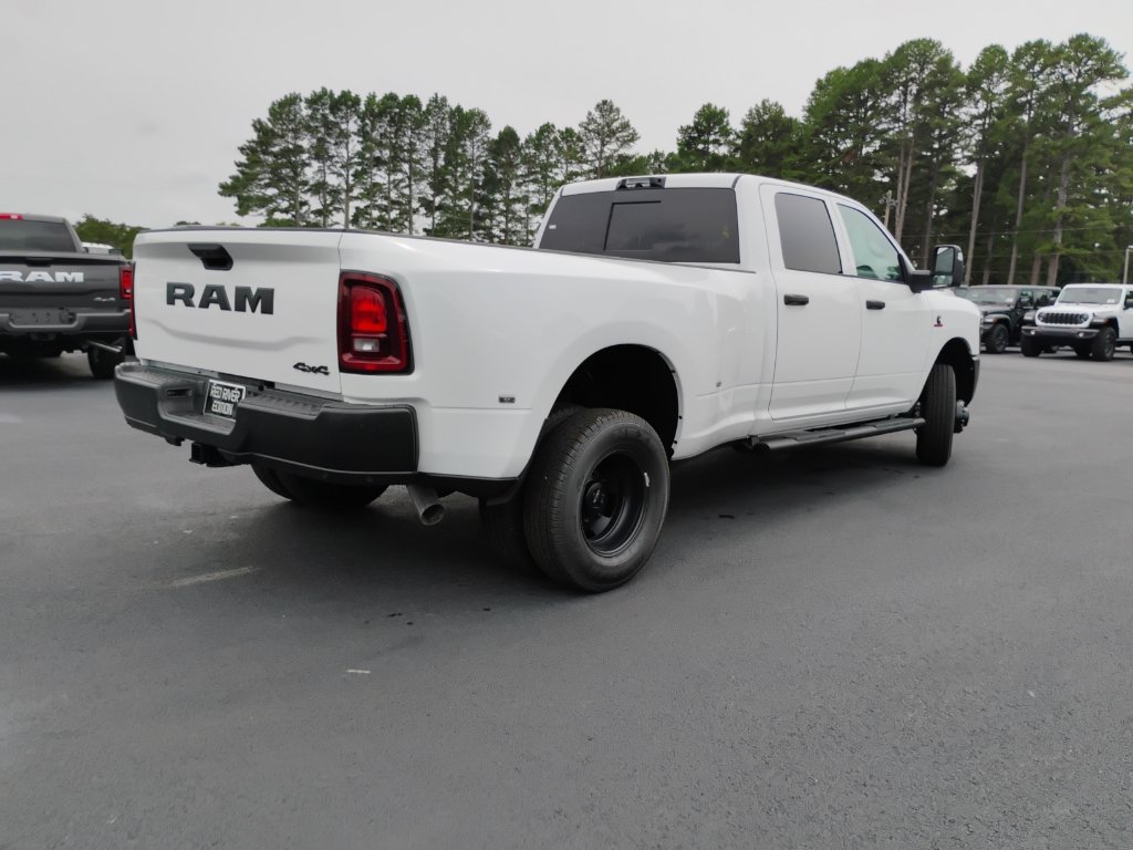 New 2026 RAM 3500 Tradesman AWD/4WD image 5