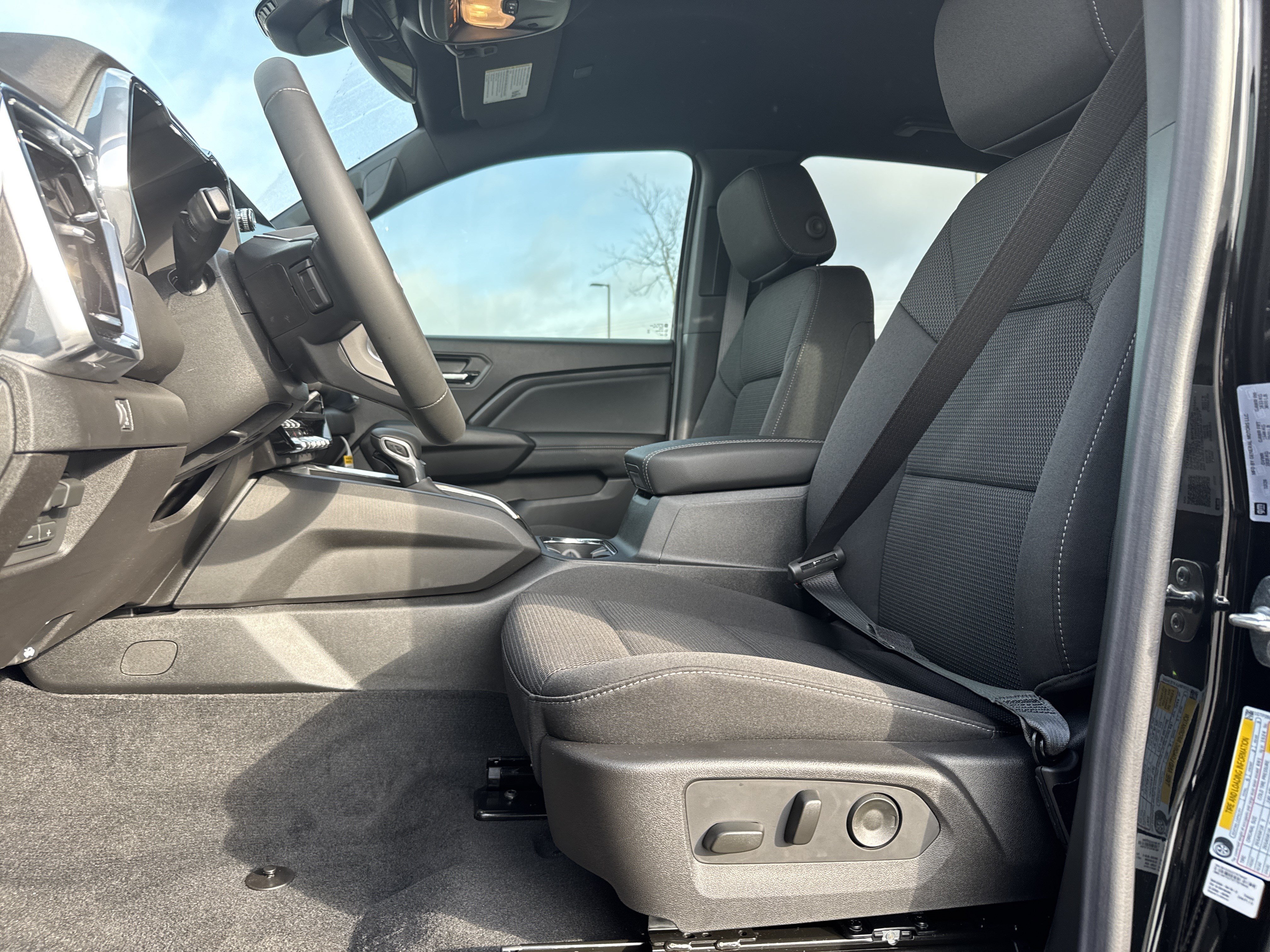 New 2026 GMC Canyon Elevation w/ Convenience Package AWD/4WD image 16