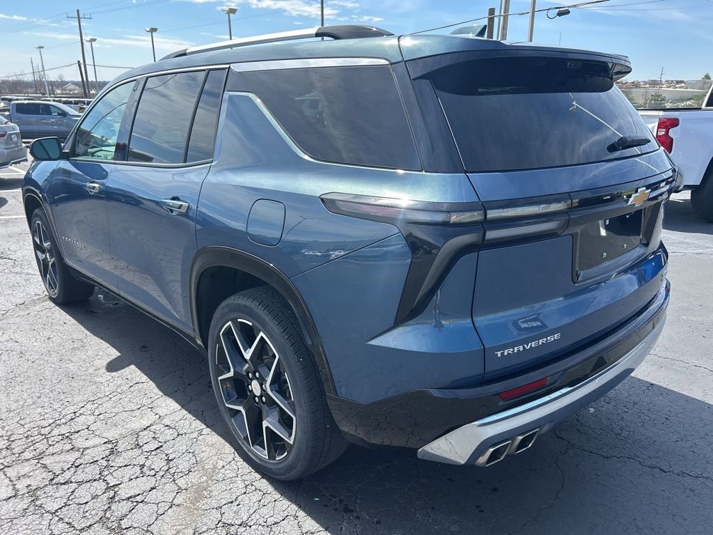 Used 2025 Chevrolet Traverse High Country image 7