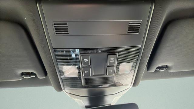 Used 2023 Volkswagen Jetta Sport image 18