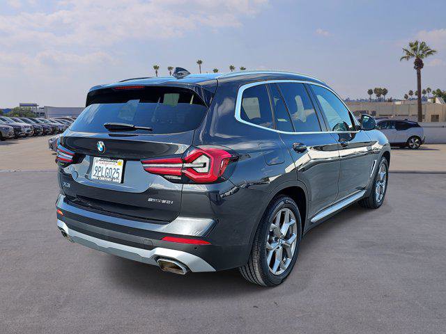 Certified 2024 BMW X3 sDrive30i w/ Convenience Package image 5