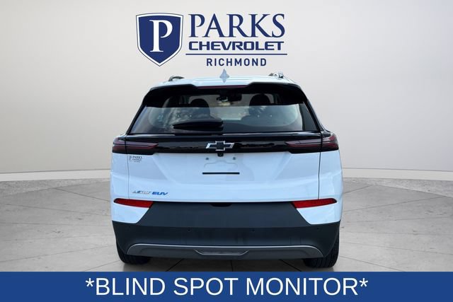Used 2023 Chevrolet Bolt EUV Premier w/ Sun & Sound Package FWD image 6