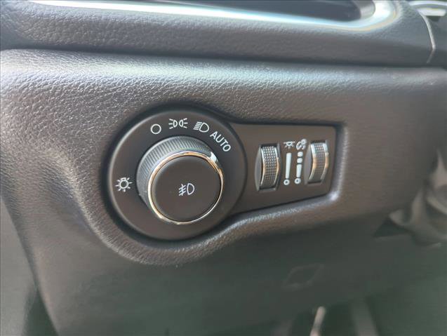 Used 2021 Chrysler Pacifica Pinnacle image 30