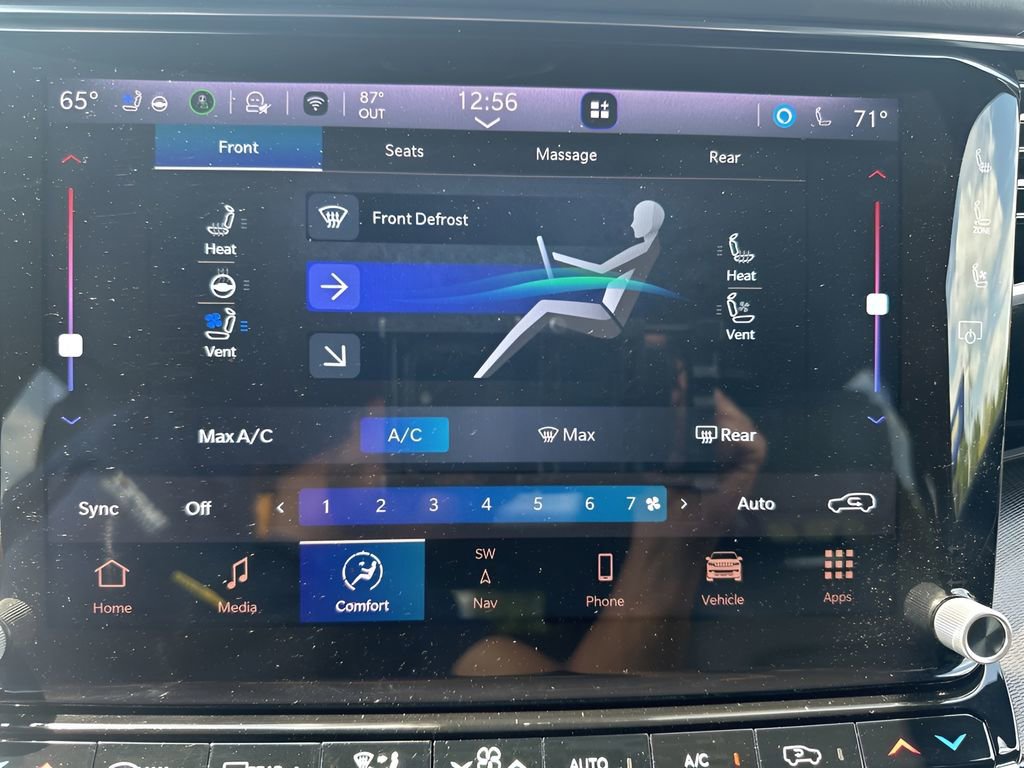 Used 2024 Jeep Grand Wagoneer Series II w/ Quick Order Packagew 28T image 22