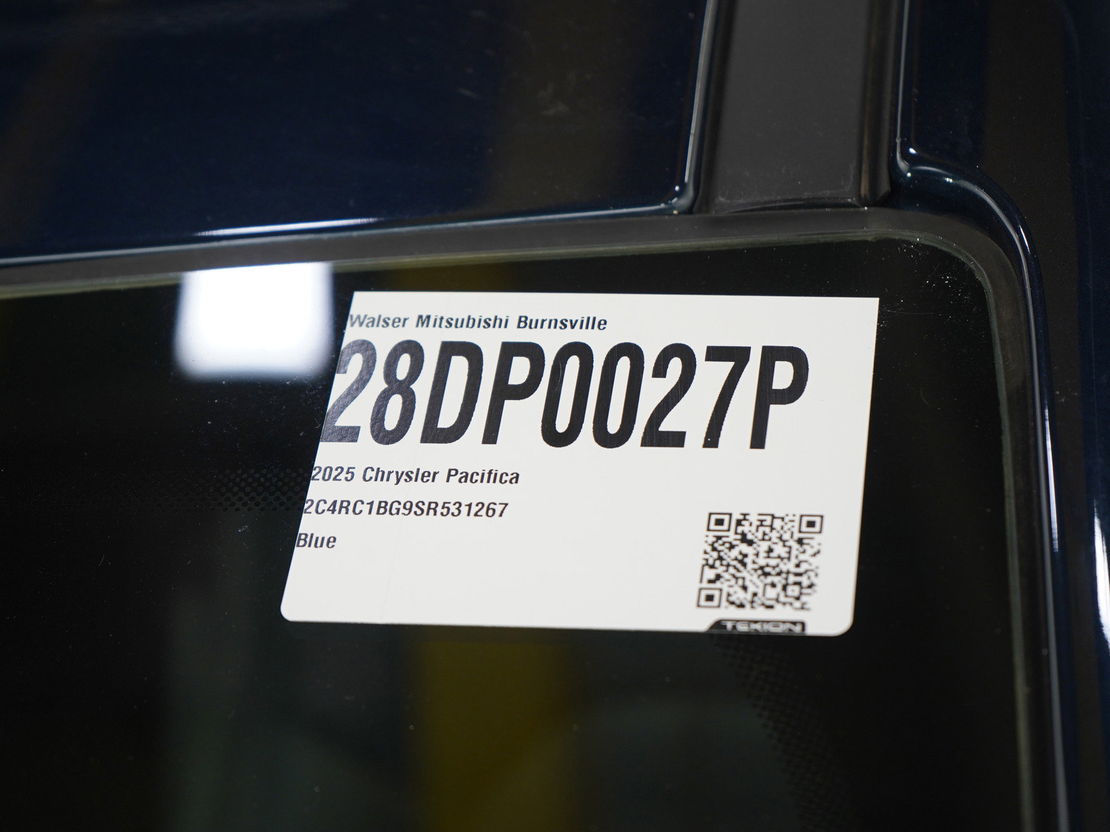 Used 2025 Chrysler Pacifica Select FWD image 30