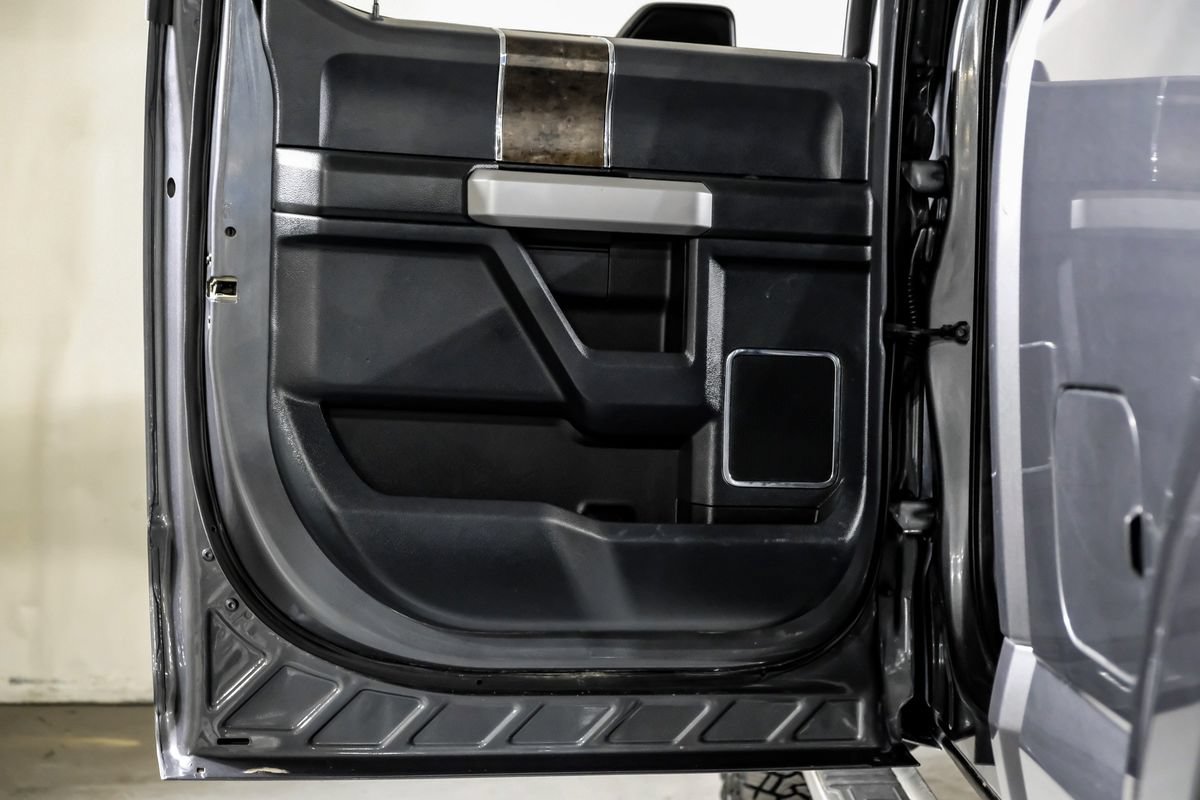 Used 2022 Ford F250 Lariat w/ Lariat Value Package AWD/4WD image 36