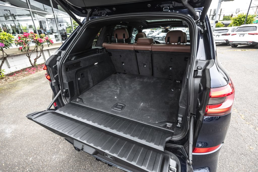 Used 2022 BMW X5 M50i w/ Executive Package AWD/4WD image 33