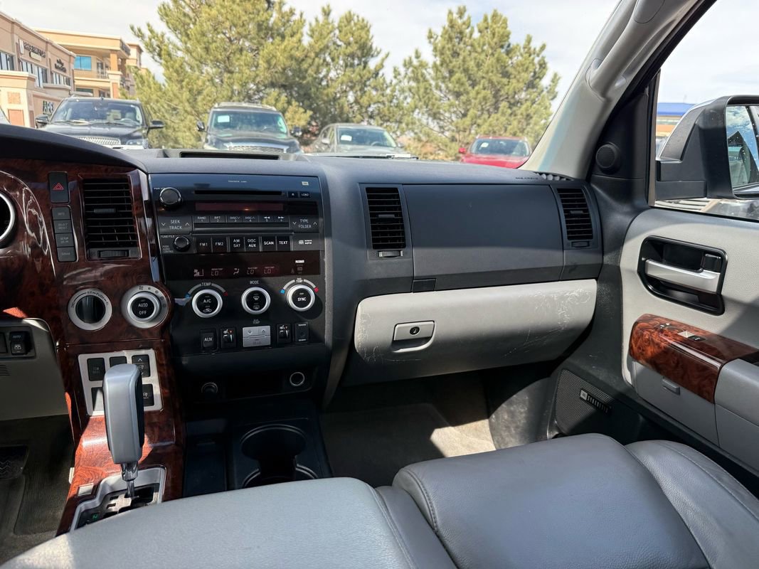 Used 2008 Toyota Sequoia Limited image 24
