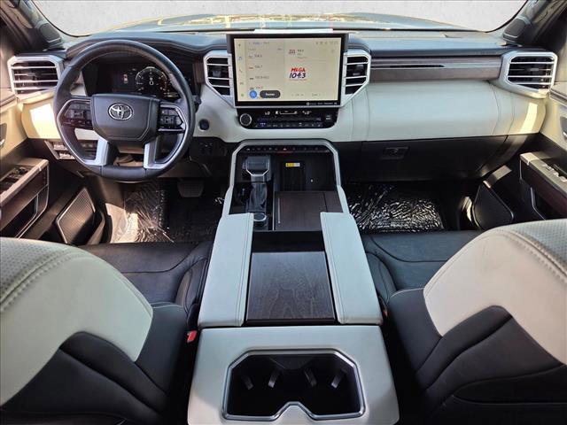 Used 2023 Toyota Sequoia Capstone image 18