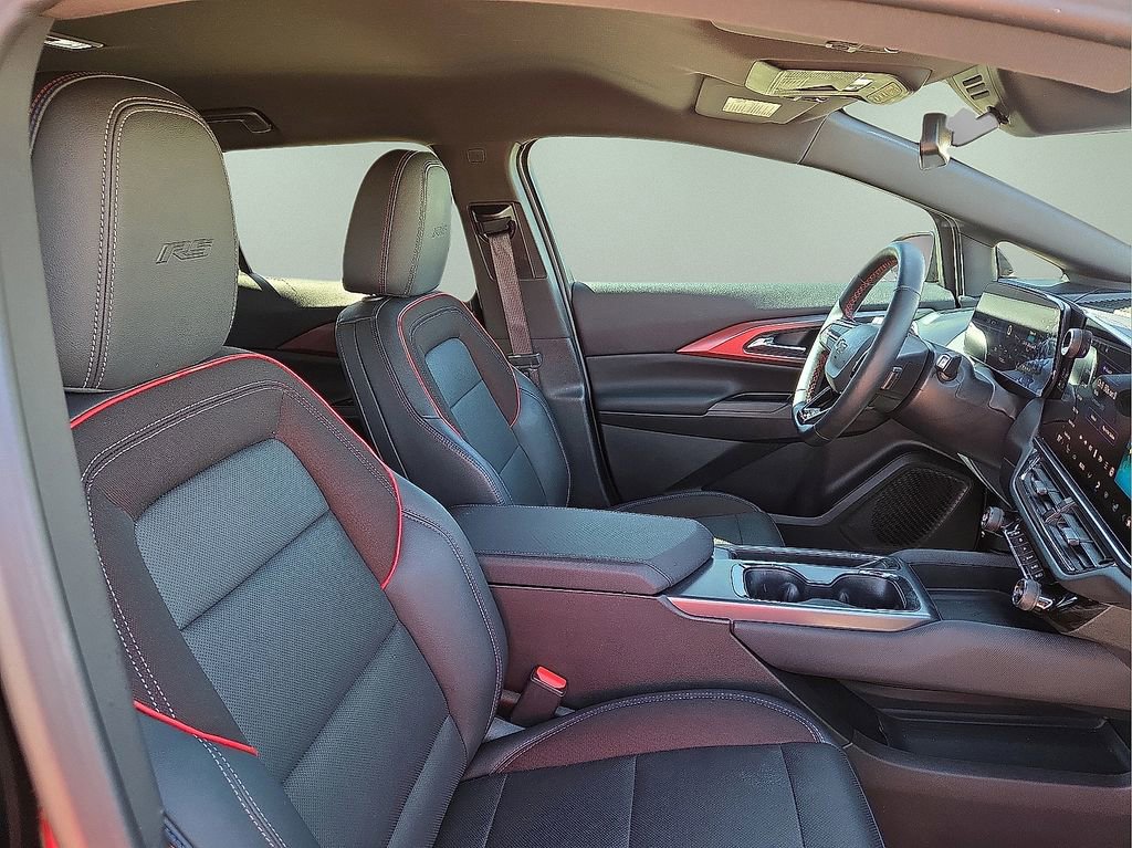 Used 2024 Chevrolet Equinox EV RS image 13