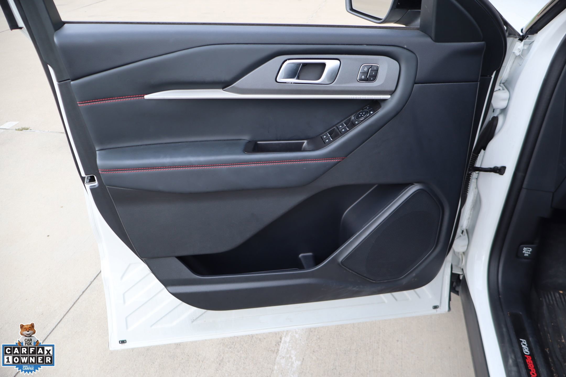 Certified 2025 Ford Explorer ST AWD/4WD image 12