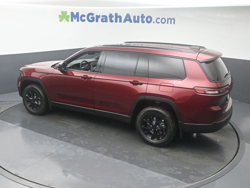 Used 2025 Jeep Grand Cherokee L Altitude AWD/4WD image 23